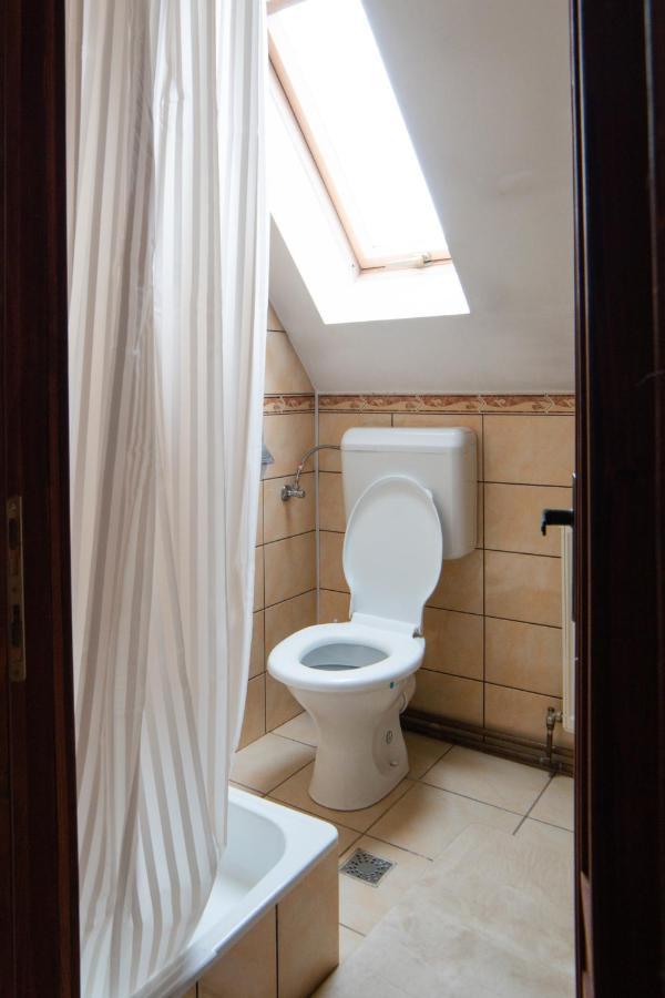 Imado Vendeghaz Daire Cernat Dış mekan fotoğraf
