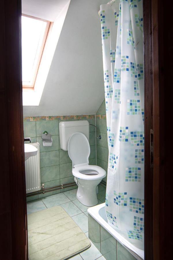 Imado Vendeghaz Daire Cernat Dış mekan fotoğraf